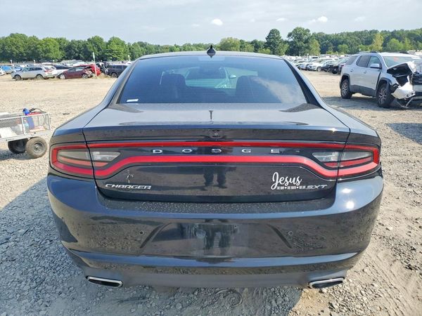 2018 DODGE CHARGER SXT Plus