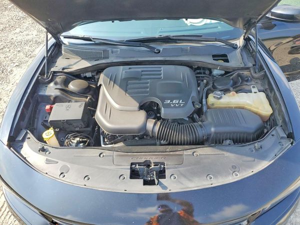 2018 DODGE CHARGER SXT Plus