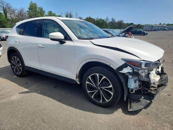 2022 MAZDA CX-5 Premium Plus Package