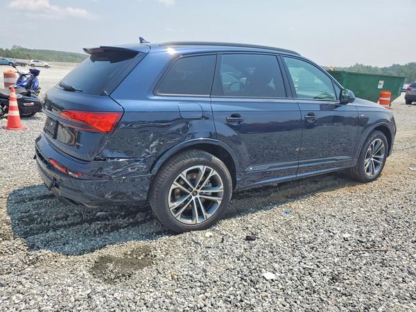 2026 AUDI Q7 quattro Premium