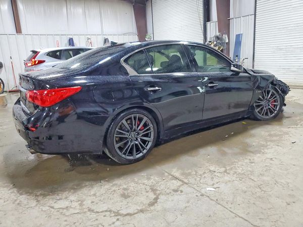 2017 INFINITI Q50