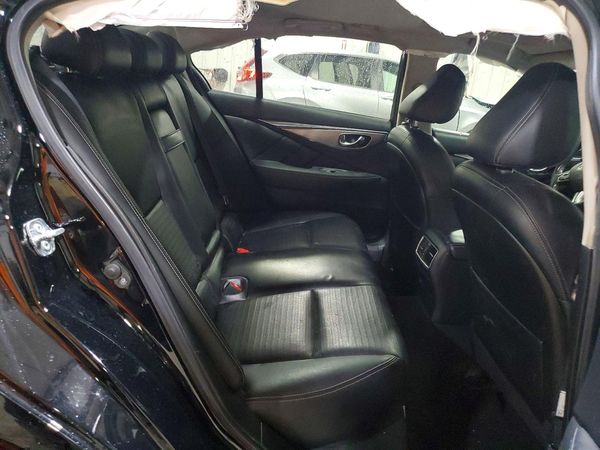 2017 INFINITI Q50