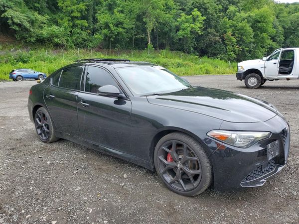2020 ALFA ROMEO GIULIA TI AWD