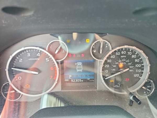 2016 TOYOTA TUNDRA SR/SR5