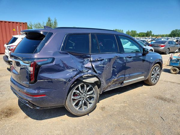 2025 CADILLAC XT6 Sport