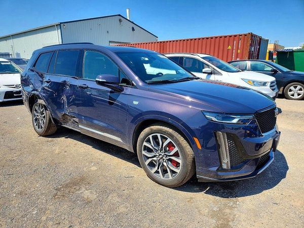 2025 CADILLAC XT6 Sport