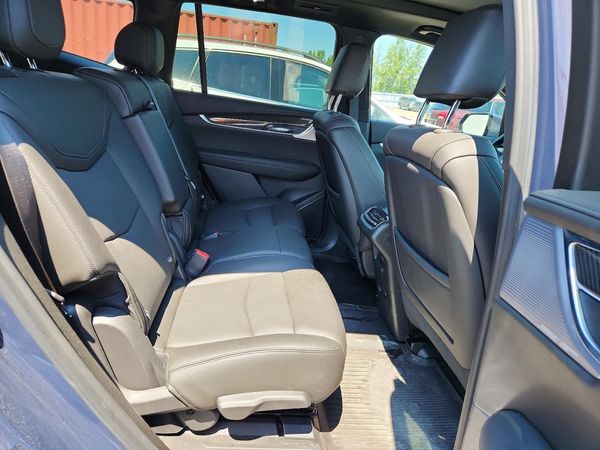 2025 CADILLAC XT6 Sport