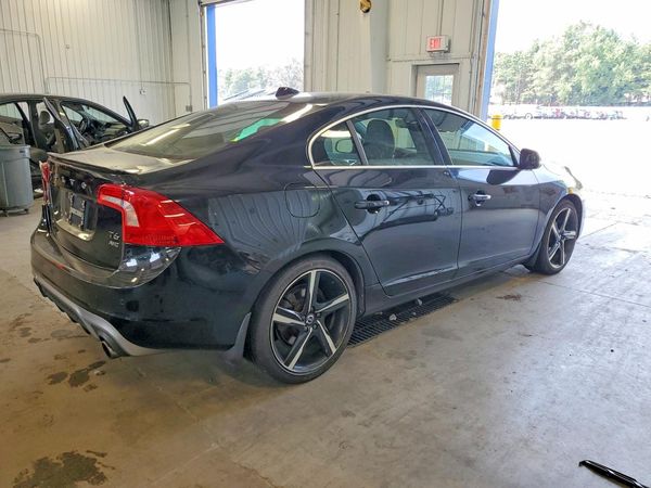 2016 VOLVO S60