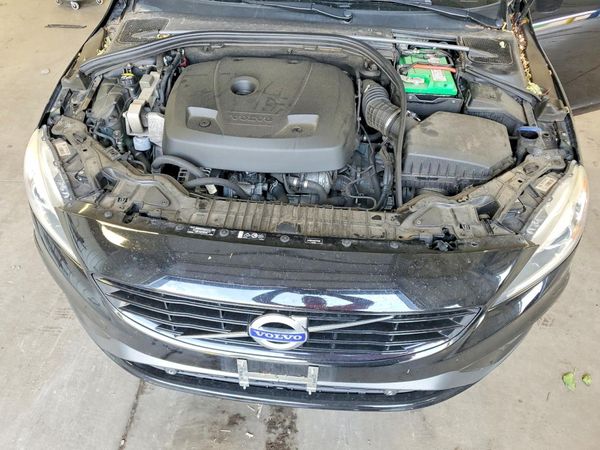 2016 VOLVO S60