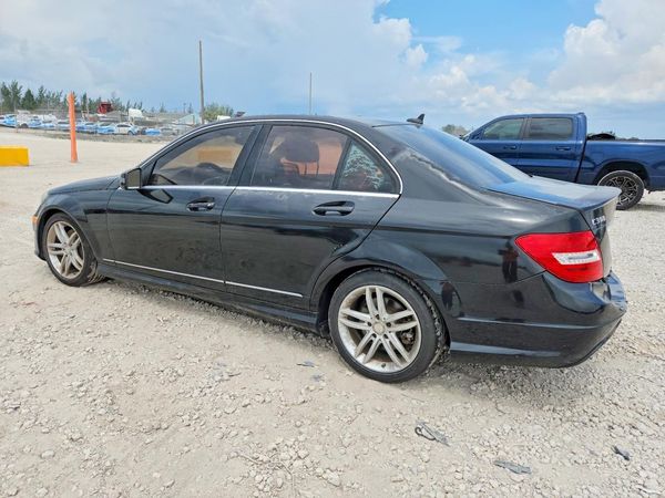 2014 MERCEDES-BENZ C C300 4 MATIC