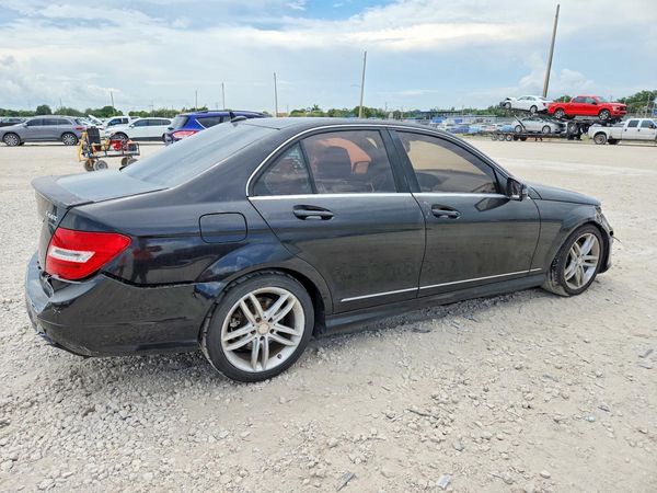 2014 MERCEDES-BENZ C C300 4 MATIC