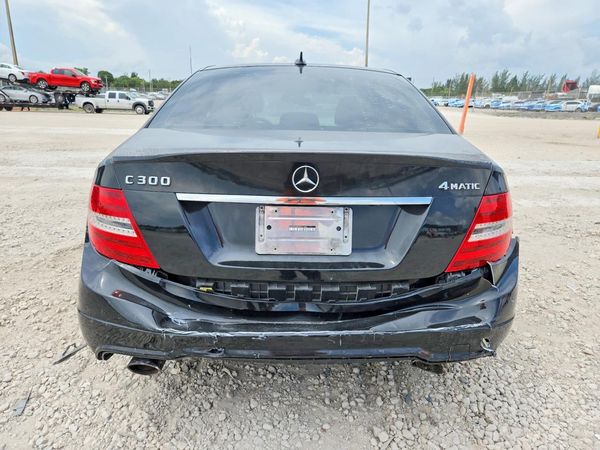 2014 MERCEDES-BENZ C C300 4 MATIC