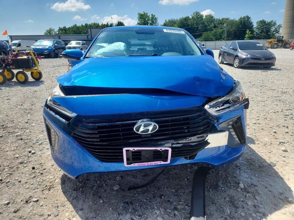 2018 HYUNDAI IONIQ Limited (HEV)