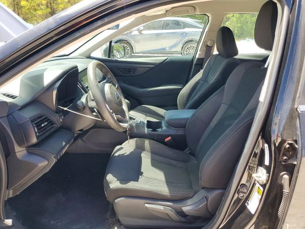 2020 SUBARU OUTBACK Base