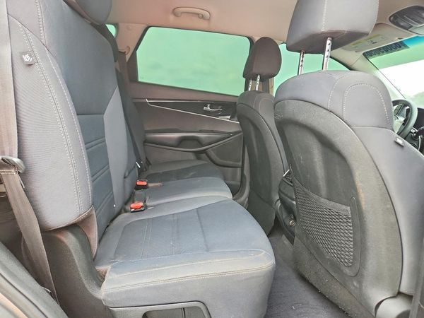 2019 KIA SORENTO L, LX, S
