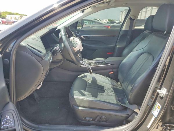 2022 HYUNDAI SONATA Limited — DENT