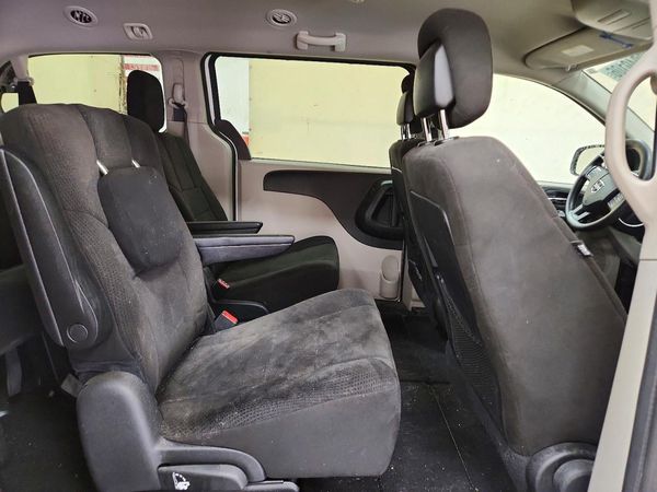 2012 DODGE GRAND CARAVAN SE