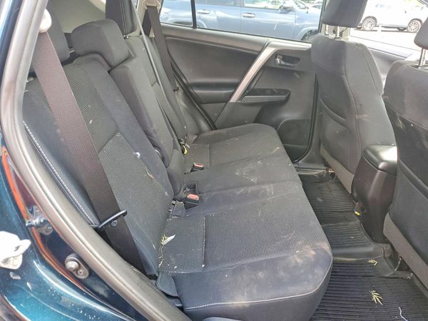 2018 TOYOTA RAV4 Adventure/XLE