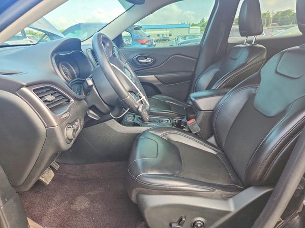 2019 JEEP CHEROKEE LATITUDE PLUS FWD