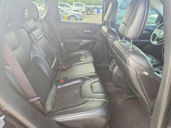 2019 JEEP CHEROKEE LATITUDE PLUS FWD