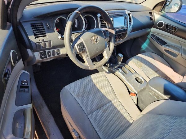 2014 TOYOTA TACOMA Delux Grade