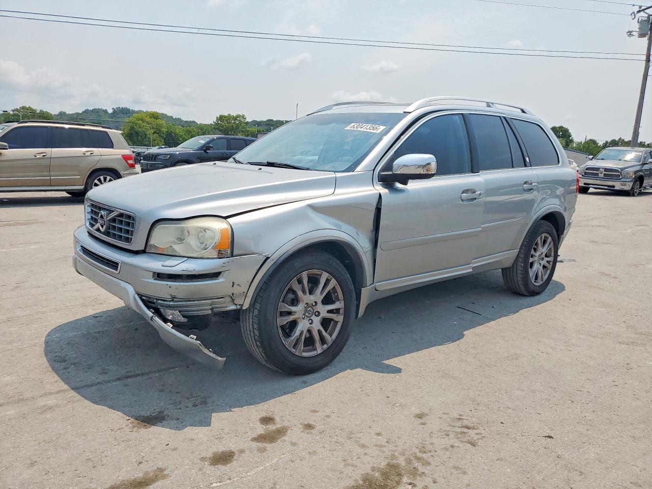 2013 VOLVO XC90