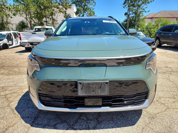 2023 KIA NIRO Wind