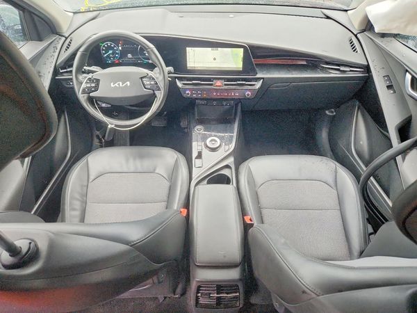 2023 KIA NIRO Wind