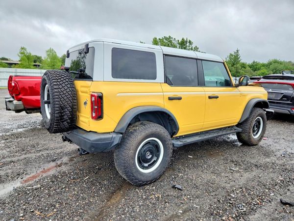 2023 FORD BRONCO Heritage Limited