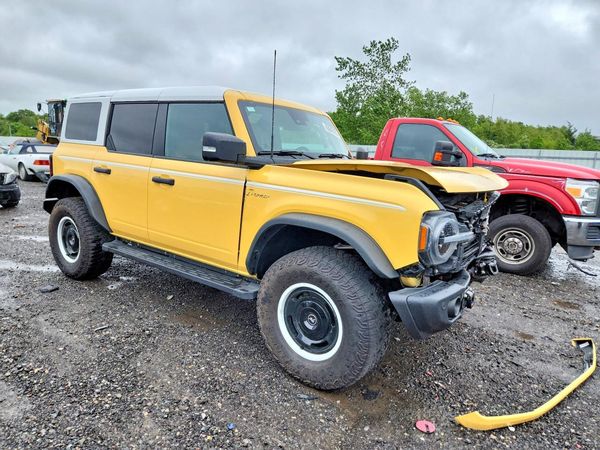2023 FORD BRONCO Heritage Limited