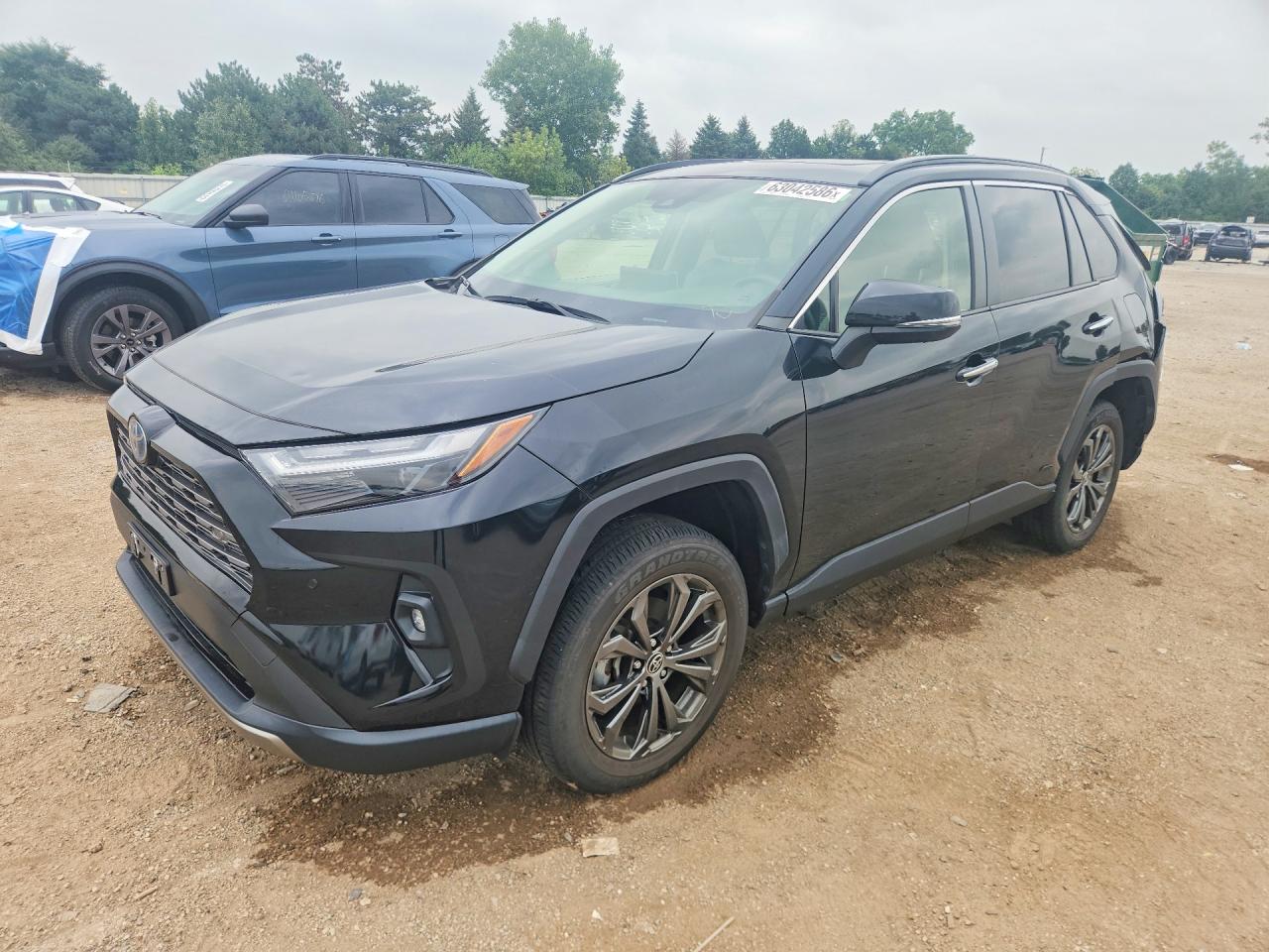 2022 TOYOTA RAV4 Limited