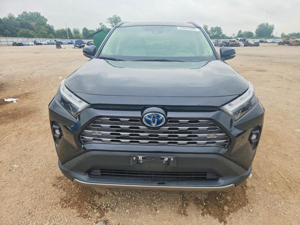 2022 TOYOTA RAV4 Limited