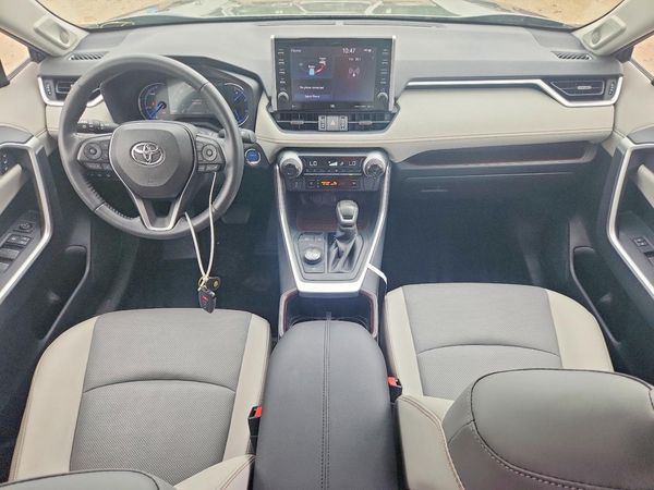 2022 TOYOTA RAV4 Limited