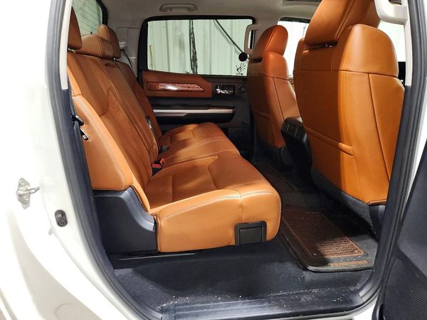 2015 TOYOTA TUNDRA Platinum Grade