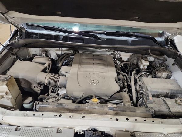 2015 TOYOTA TUNDRA Platinum Grade