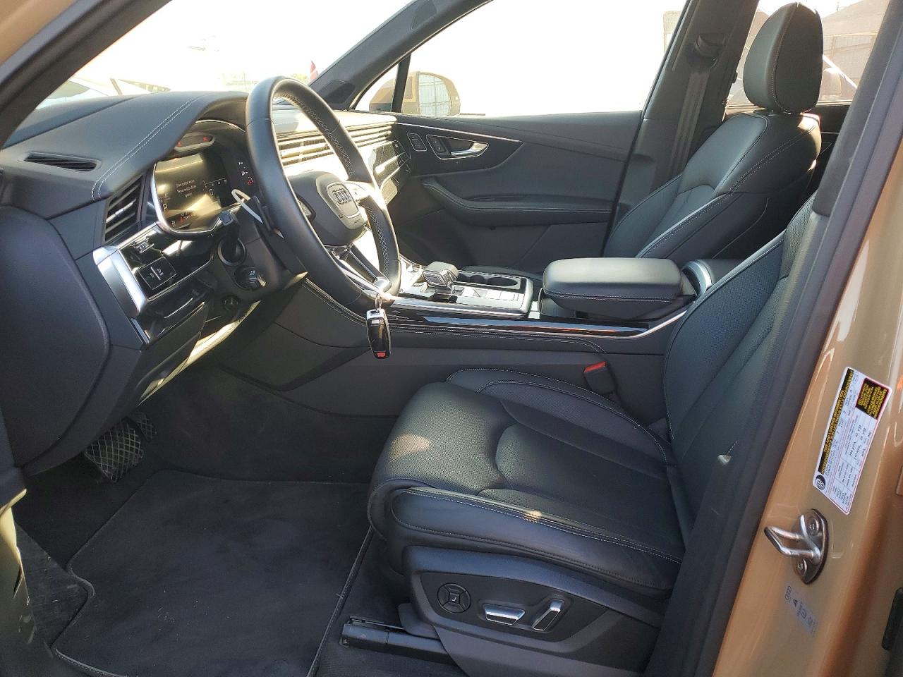 2025 AUDI Q7 quattro Prestige