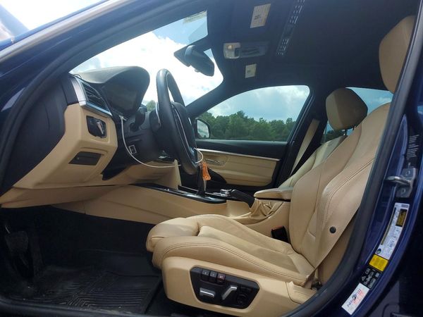 2018 BMW 330