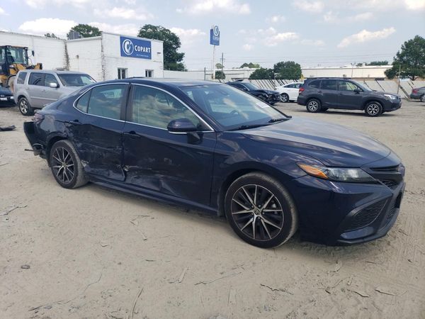 2022 TOYOTA CAMRY