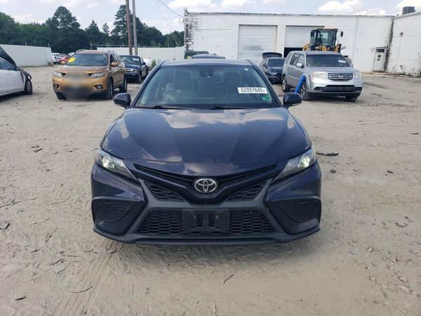 2022 TOYOTA CAMRY