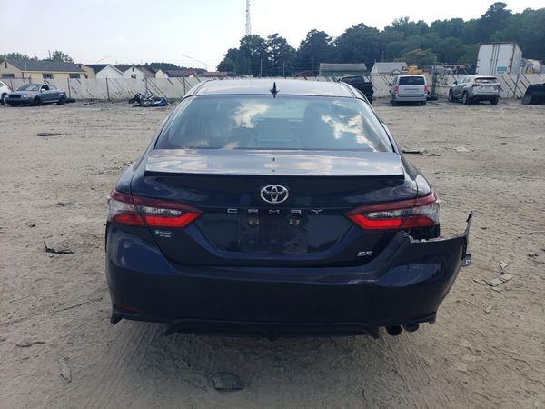 2022 TOYOTA CAMRY