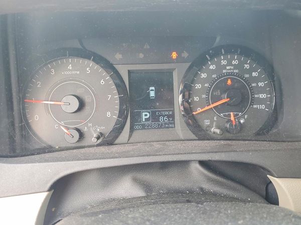2015 TOYOTA SIENNA