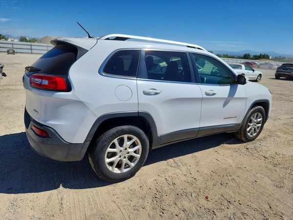 2015 JEEP CHEROKEE LATITUDE 4X4