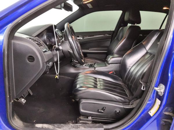 2019 CHRYSLER 300 300S — DENT