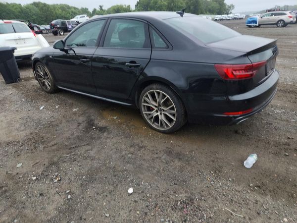 2019 AUDI A4 quattro Premium Plus