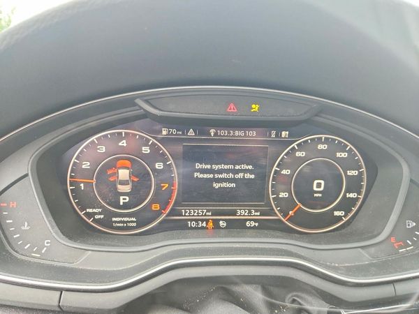 2019 AUDI A4 quattro Premium Plus