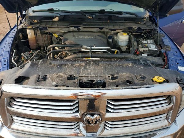 2015 RAM 2500 SLT CREW CAB 4X4
