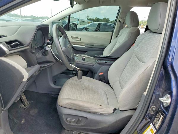 2022 TOYOTA SIENNA LE