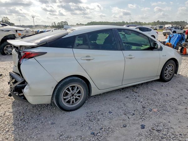 2017 TOYOTA PRIUS One/Two