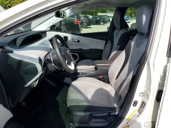 2017 TOYOTA PRIUS One/Two