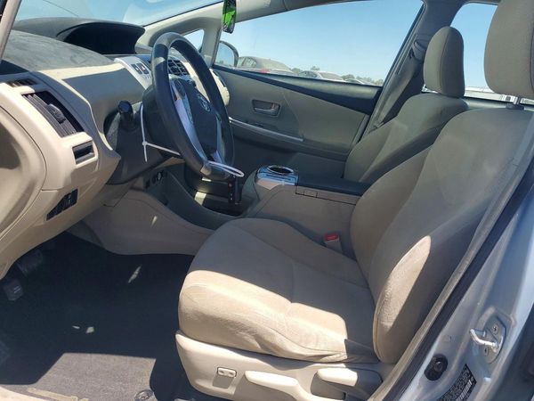 2012 TOYOTA PRIUS V TW